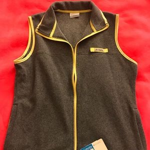 Columbia vest